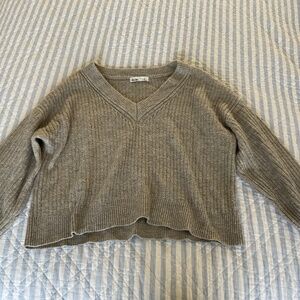 elodie grey sweater